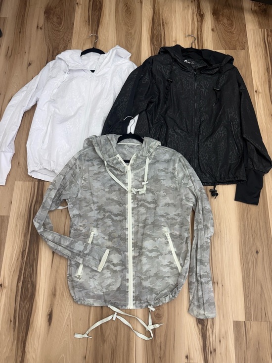 ZYIA Jackets & Blazers - Zyia Lightweight Women's Hooded Windbreaker Rain Jacket Lot X16